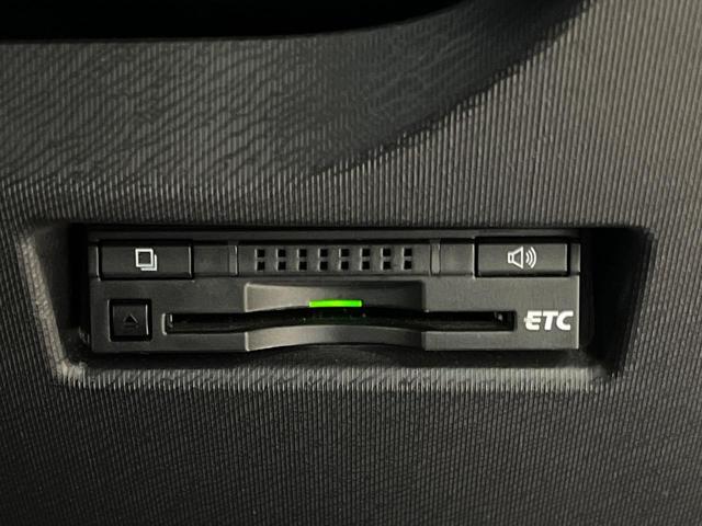 アクア Ｓ　純正ナビ　バックカメラ　禁煙車　ドラレコ　スマートキー　ＬＥＤヘッド　ビルトインＥＴＣ　オートライト　オートエアコン　Ｂｌｕｅｔｏｏｔｈ　ＣＤ　ＤＶＤ再生　フルセグ（7枚目）