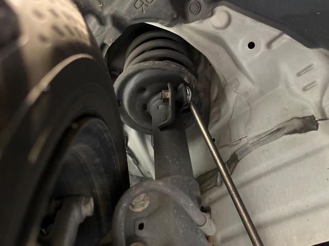 アクア Ｓ　純正ナビ　バックカメラ　禁煙車　ドラレコ　スマートキー　ＬＥＤヘッド　ビルトインＥＴＣ　オートライト　オートエアコン　Ｂｌｕｅｔｏｏｔｈ　ＣＤ　ＤＶＤ再生　フルセグ（20枚目）