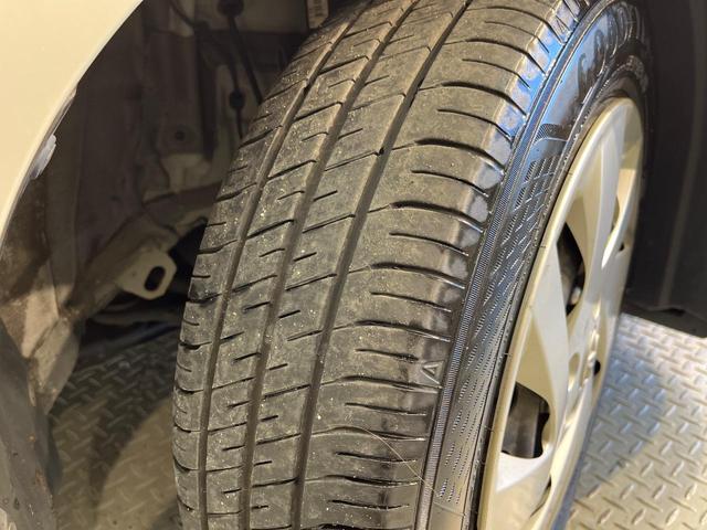 アクア Ｓ　純正ナビ　バックカメラ　禁煙車　ドラレコ　スマートキー　ＬＥＤヘッド　ビルトインＥＴＣ　オートライト　オートエアコン　Ｂｌｕｅｔｏｏｔｈ　ＣＤ　ＤＶＤ再生　フルセグ（35枚目）