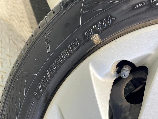 アクア Ｓ　純正ナビ　バックカメラ　禁煙車　ドラレコ　スマートキー　ＬＥＤヘッド　ビルトインＥＴＣ　オートライト　オートエアコン　Ｂｌｕｅｔｏｏｔｈ　ＣＤ　ＤＶＤ再生　フルセグ（36枚目）