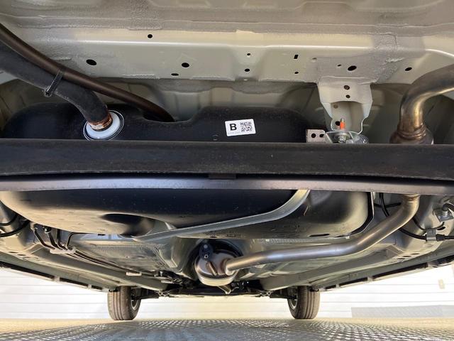 スペーシアギア ハイブリッドＸＺ　純正９型ナビ　両側電動ドア　全周囲カメラ　セーフティサポート　禁煙車　スマートキー　ＬＥＤヘッド　純正１４インチアルミ　オートハイビーム　車線逸脱警報　オートライト　オートエアコン　Ｂｌｕｅｔｏｏｔｈ（19枚目）