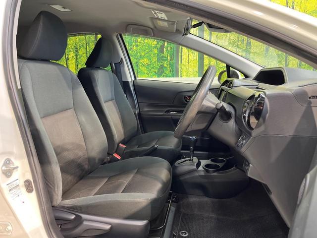 アクア Ｓスタイルブラック　純正ナビ　バックカメラ　衝突軽減　禁煙車　スマートキー　ＬＥＤヘッド　ビルトインＥＴＣ　オートハイビーム　オートライト　オートエアコン　Ｂｌｕｅｔｏｏｔｈ　ＣＤ　地デジ（8枚目）