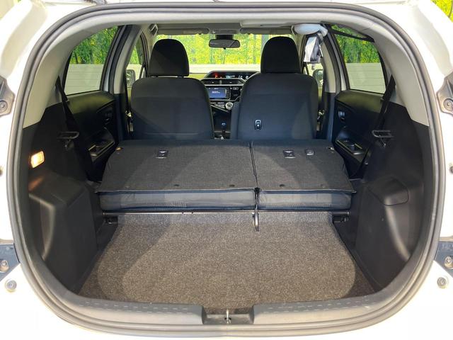 アクア Ｓスタイルブラック　純正ナビ　バックカメラ　衝突軽減　禁煙車　スマートキー　ＬＥＤヘッド　ビルトインＥＴＣ　オートハイビーム　オートライト　オートエアコン　Ｂｌｕｅｔｏｏｔｈ　ＣＤ　地デジ（10枚目）