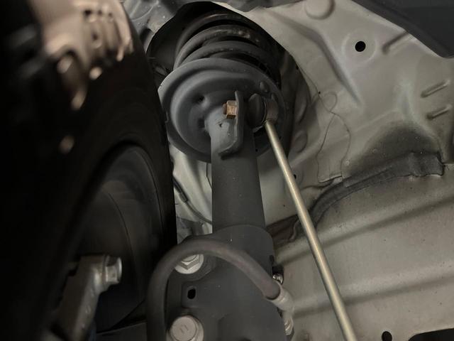 アクア Ｓスタイルブラック　純正ナビ　バックカメラ　衝突軽減　禁煙車　スマートキー　ＬＥＤヘッド　ビルトインＥＴＣ　オートハイビーム　オートライト　オートエアコン　Ｂｌｕｅｔｏｏｔｈ　ＣＤ　地デジ（20枚目）