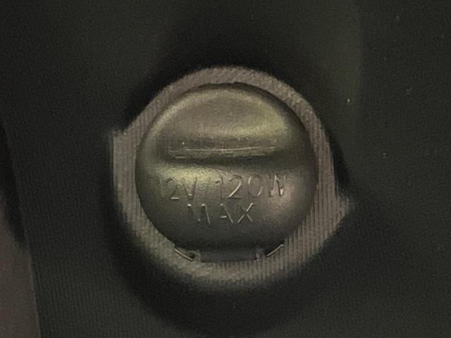 アクア Ｓスタイルブラック　純正ナビ　バックカメラ　衝突軽減　禁煙車　スマートキー　ＬＥＤヘッド　ビルトインＥＴＣ　オートハイビーム　オートライト　オートエアコン　Ｂｌｕｅｔｏｏｔｈ　ＣＤ　地デジ（52枚目）