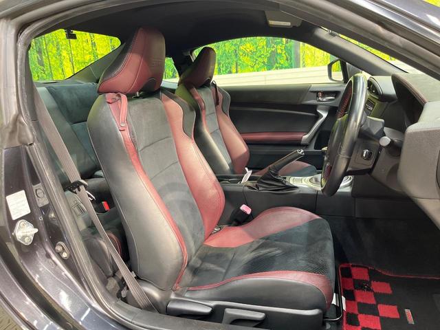 ＢＲＺ ＳＴＩ　スポーツ　最終Ｆ型　ＳＴｉフルエアロ　６ＭＴ　純正ダイアトーンナビ　ブレンボキャリパー　バックカメラ　ＬＥＤヘッド　ハーフレザー　シートヒーター　ＥＴＣ　ドラレコ　スマートキー　オートエアコン　オートライト（8枚目）