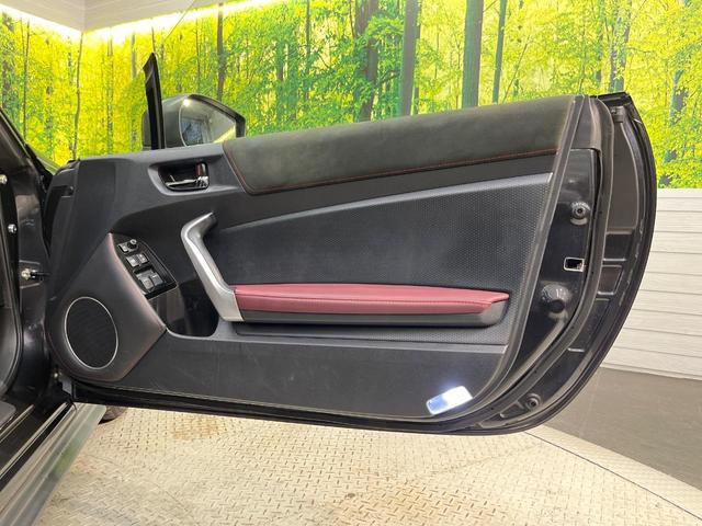 ＢＲＺ ＳＴＩ　スポーツ　最終Ｆ型　ＳＴｉフルエアロ　６ＭＴ　純正ダイアトーンナビ　ブレンボキャリパー　バックカメラ　ＬＥＤヘッド　ハーフレザー　シートヒーター　ＥＴＣ　ドラレコ　スマートキー　オートエアコン　オートライト（35枚目）