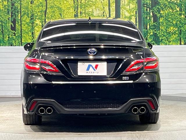 クラウンハイブリッド ＲＳアドバンス　サンルーフ　黒革シート　禁煙車　メーカーナビ　シートベンチレーション　バックカメラ　ＢＳＭ　ステアリングヒーター　純正１８インチスパッタアルミ　レーダークルコン　ビルトインＥＴＣ（15枚目）