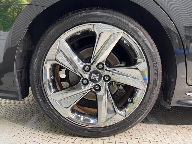 クラウンハイブリッド ＲＳアドバンス　サンルーフ　黒革シート　禁煙車　メーカーナビ　シートベンチレーション　バックカメラ　ＢＳＭ　ステアリングヒーター　純正１８インチスパッタアルミ　レーダークルコン　ビルトインＥＴＣ（35枚目）