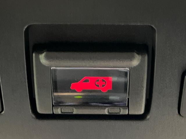 クラウンハイブリッド ＲＳアドバンス　サンルーフ　黒革シート　禁煙車　メーカーナビ　シートベンチレーション　バックカメラ　ＢＳＭ　ステアリングヒーター　純正１８インチスパッタアルミ　レーダークルコン　ビルトインＥＴＣ（56枚目）