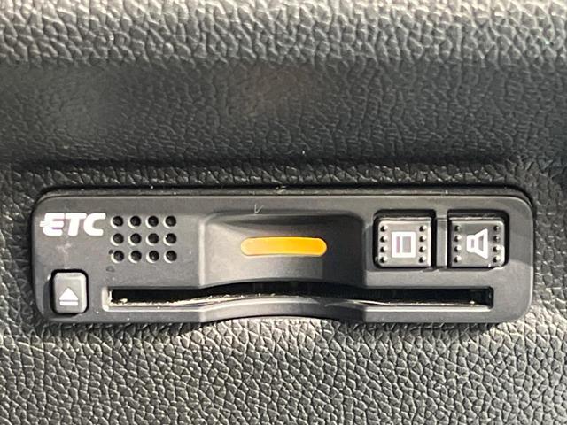 フリードハイブリッド ハイブリッド・ＥＸ　純正９型ナビ　ホンダセンシング　バックカメラ　後席モニター　レーダークルーズコントロール　両側パワースライドドア　シートヒーター　禁煙車　ＬＥＤヘッドランプ　純正１５インチアルミ（35枚目）