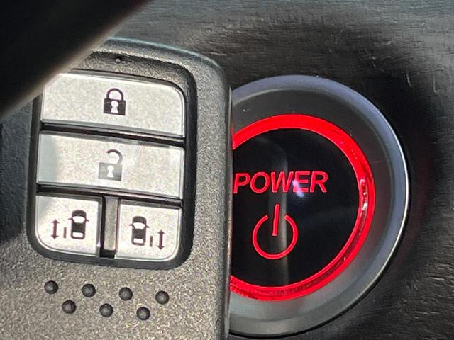 フリードハイブリッド ハイブリッド・ＥＸ　純正９型ナビ　ホンダセンシング　バックカメラ　後席モニター　レーダークルーズコントロール　両側パワースライドドア　シートヒーター　禁煙車　ＬＥＤヘッドランプ　純正１５インチアルミ（42枚目）