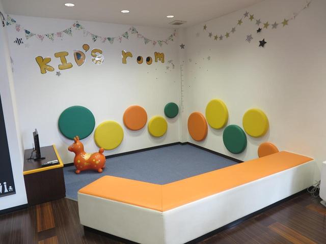 ハスラー タフワイルドターボ　届出済未使用車　９型メーカーナビ　全方位モニター　２トーンカラー　セーフティサポート　アダプティブクルーズ　シートヒーター　純正１５インチアルミ　スマートキー　ＬＥＤヘッドライト（80枚目）