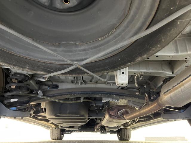 ヴェルファイア ２．４Ｚ　ゴールデンアイズＩＩ　後期型　純正８型ナビ　１１型後席モニター　両側電動ドア　クルコン　ＨＩＤヘッド　ハーフレザー　パワーバックドア　禁煙車　バックカメラ　フルセグ　リアオートエアコン　ＡＣ１００Ｖ電源　クリアランスソナー（19枚目）