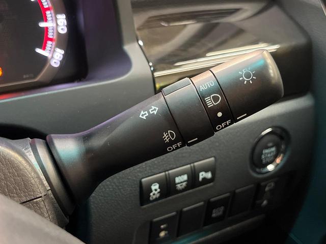 ヴェルファイア ２．４Ｚ　ゴールデンアイズＩＩ　後期型　純正８型ナビ　１１型後席モニター　両側電動ドア　クルコン　ＨＩＤヘッド　ハーフレザー　パワーバックドア　禁煙車　バックカメラ　フルセグ　リアオートエアコン　ＡＣ１００Ｖ電源　クリアランスソナー（46枚目）