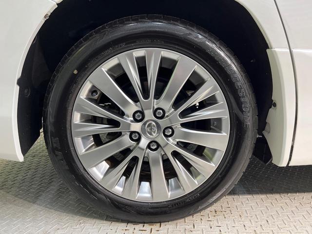 ヴェルファイア ２．４Ｚ　ゴールデンアイズＩＩ　後期型　純正８型ナビ　１１型後席モニター　両側電動ドア　クルコン　ＨＩＤヘッド　ハーフレザー　パワーバックドア　禁煙車　バックカメラ　フルセグ　リアオートエアコン　ＡＣ１００Ｖ電源　クリアランスソナー（60枚目）