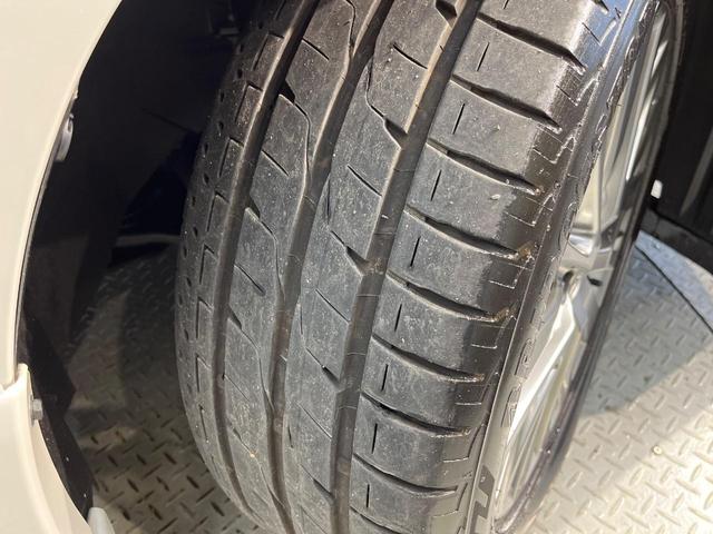 ヴェルファイア ２．４Ｚ　ゴールデンアイズＩＩ　後期型　純正８型ナビ　１１型後席モニター　両側電動ドア　クルコン　ＨＩＤヘッド　ハーフレザー　パワーバックドア　禁煙車　バックカメラ　フルセグ　リアオートエアコン　ＡＣ１００Ｖ電源　クリアランスソナー（62枚目）