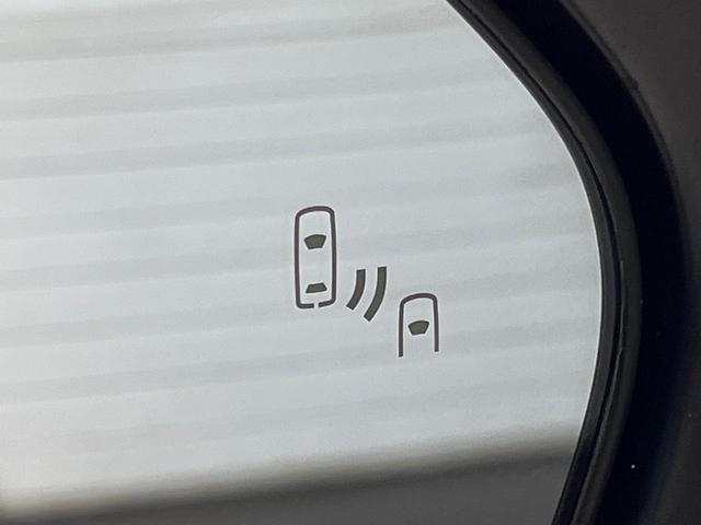 アクア Ｚ　ナビ機能付純正１０．５型ディスプレイオーディオ　衝突軽減　禁煙車　アドバンスドパークアシスト　全周囲カメラ　純正１６アルミ　ハーフレザー　ＥＴＣ　シートヒーター　パワーシート　レーダークルーズ　ＢＳＭ（6枚目）