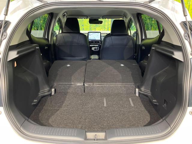 アクア Ｚ　ナビ機能付純正１０．５型ディスプレイオーディオ　衝突軽減　禁煙車　アドバンスドパークアシスト　全周囲カメラ　純正１６アルミ　ハーフレザー　ＥＴＣ　シートヒーター　パワーシート　レーダークルーズ　ＢＳＭ（10枚目）