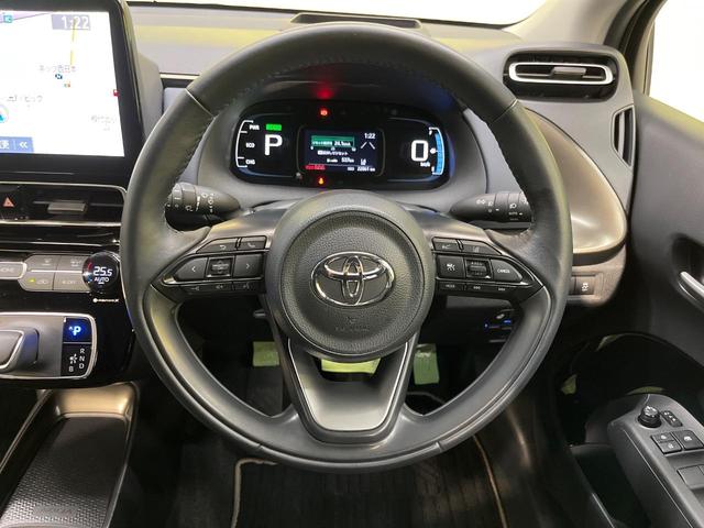 アクア Ｚ　ナビ機能付純正１０．５型ディスプレイオーディオ　衝突軽減　禁煙車　アドバンスドパークアシスト　全周囲カメラ　純正１６アルミ　ハーフレザー　ＥＴＣ　シートヒーター　パワーシート　レーダークルーズ　ＢＳＭ（11枚目）