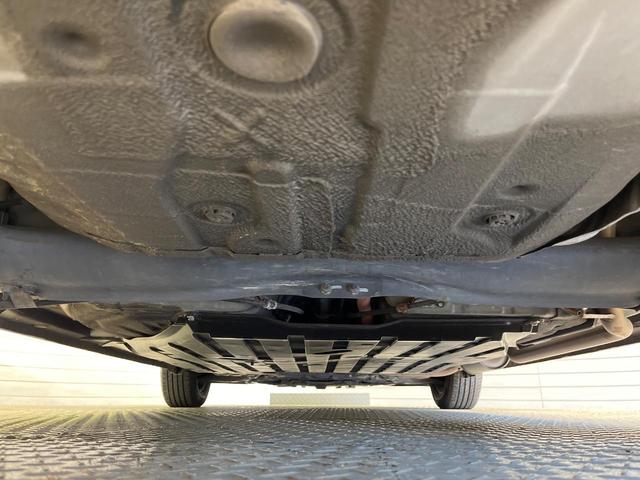 フィットハイブリッド ベースグレード　純正ナビ　クルーズコントロール　キーレス　ＥＴＣ　ヘッドライトレベライザー　オートエアコン　電動格納ミラー（19枚目）