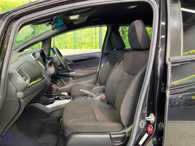 フィットハイブリッド Sパッケージ 純正ナビ バックカメラ 衝突軽減システム クルーズコントロール LEDランプ 禁煙車 純正16インチアルミホイール Bluetooth スマートキー ETC パドルシフト(33枚目)