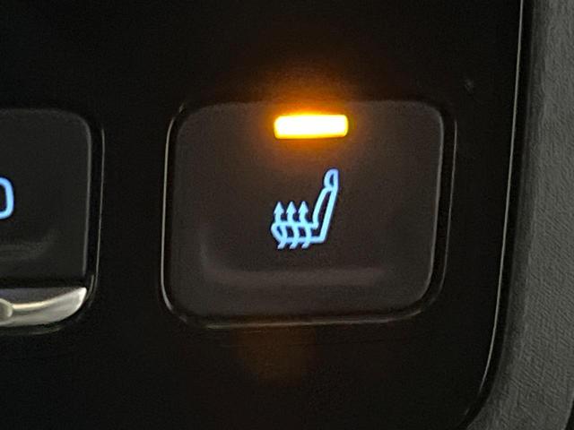 ノア ハイブリッドS-Z 純正10.5型DA 快適利便PKG トヨタチームメイト 両側電動パワースライドドア 後席モニター ユニバーサルステップ BSM 全周囲カメラ 100V電源 衝突軽減 レーダークルーズ 電動リアゲート(65枚目)