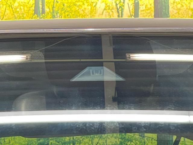 プリウス Sツーリングセレクション・ブラックエディション 純正8インチディスプレイオーディオ セーフティセンス レーダークルーズコントロール 前席シートヒーター 合皮レザーシート 禁煙車 クリアランスソナー LEDヘッドライト オートマチックハイビーム(5枚目)