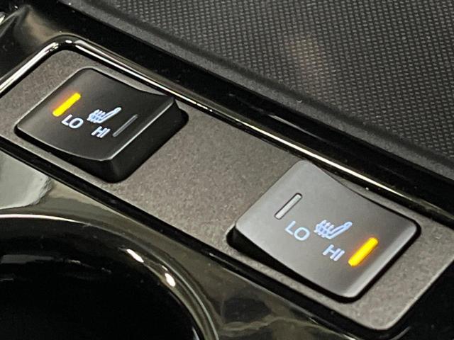 プリウス Sツーリングセレクション・ブラックエディション 純正8インチディスプレイオーディオ セーフティセンス レーダークルーズコントロール 前席シートヒーター 合皮レザーシート 禁煙車 クリアランスソナー LEDヘッドライト オートマチックハイビーム(7枚目)