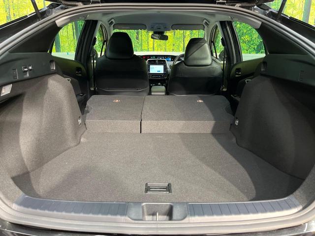 プリウス Sツーリングセレクション・ブラックエディション 純正8インチディスプレイオーディオ セーフティセンス レーダークルーズコントロール 前席シートヒーター 合皮レザーシート 禁煙車 クリアランスソナー LEDヘッドライト オートマチックハイビーム(10枚目)