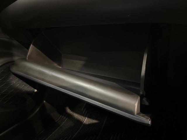 プリウス Sツーリングセレクション・ブラックエディション 純正8インチディスプレイオーディオ セーフティセンス レーダークルーズコントロール 前席シートヒーター 合皮レザーシート 禁煙車 クリアランスソナー LEDヘッドライト オートマチックハイビーム(56枚目)