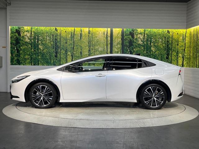 プリウス Z 禁煙車 ガラスルーフ 12.3インチナビ 全周囲カメラ トヨタチームメイト レーダークルーズコントロール デジタルインナーミラー BSM シートベンチレーション ステアリングヒーター ETC2.0(26枚目)