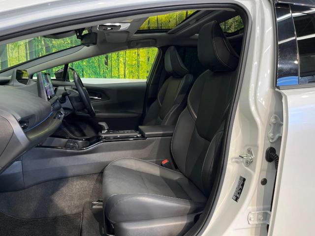 プリウス Z 禁煙車 ガラスルーフ 12.3インチナビ 全周囲カメラ トヨタチームメイト レーダークルーズコントロール デジタルインナーミラー BSM シートベンチレーション ステアリングヒーター ETC2.0(28枚目)