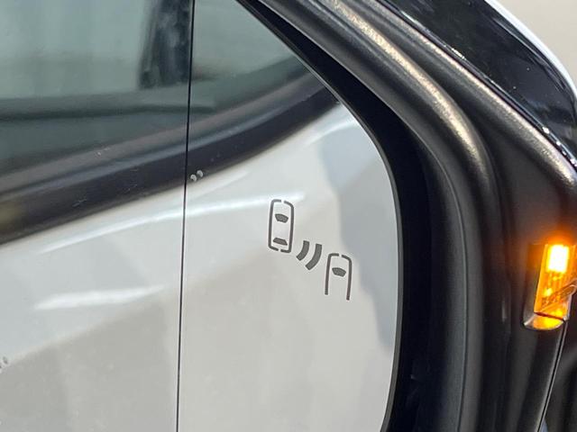 プリウス Z 禁煙車 ガラスルーフ 12.3インチナビ 全周囲カメラ トヨタチームメイト レーダークルーズコントロール デジタルインナーミラー BSM シートベンチレーション ステアリングヒーター ETC2.0(38枚目)