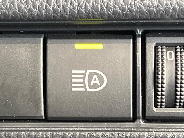 プリウス Z 12.3型ナビ付ディスプレイオーディオ トヨタチームメイト 全周囲カメラ セーフティーセンス レーダークルーズ 電動リアゲート 黒革調シート 前席シートエアコン メモリー機能付パワーシート ドラレコ(40枚目)