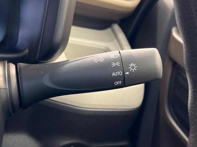 スペーシア ハイブリッドX 届出済未使用車 両側電動スライドドア 前席シートヒーター セーフティサポート オートライト スマートキー LEDヘッドライト コーナーセンサー 電動格納ミラー オートマチックハイビーム(6枚目)