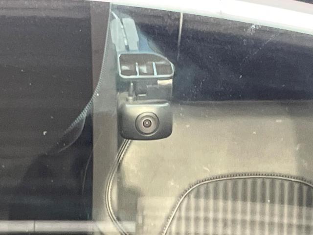 オーラ G レザーエディション メーカーナビ BOSEサウンド アラウンドビューモニター プロパイロット BSM LEDヘッドライト 純正17インチアルミ オートエアコン ETC スマートキー 禁煙車 革巻きステアリング(65枚目)