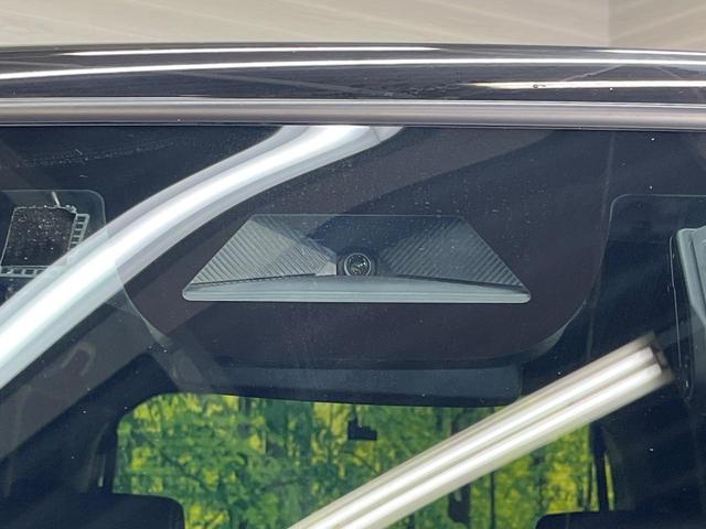 N-BOXカスタム ターボコーディネートスタイル 純正9型ナビ バックカメラ 両側電動ドア ホンダセンシング レーダークルーズ 禁煙車 前席シートヒーター コーナーセンサー スマートキー LEDヘッド ビルトインETC 純正15インチアルミ(6枚目)