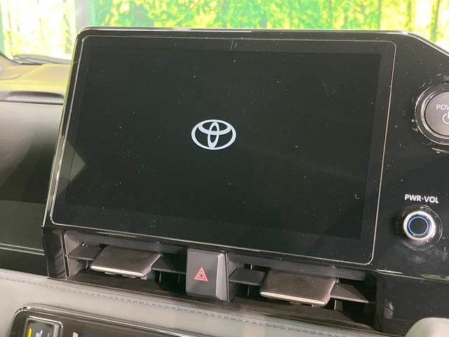 ヴォクシー ハイブリッドＳ－Ｚ　純正１０．５型ナビ　両側電動スライド　１３．２型有機ＥＬ後席モニター　快適利便ＰＫＧ　レーダークルーズ　三眼ＬＥＤライト　パワーバックドア　シートヒーター　ＣＤ／ＤＶＤ　フルセグ　ＥＴＣ２．０　禁煙車（3枚目）
