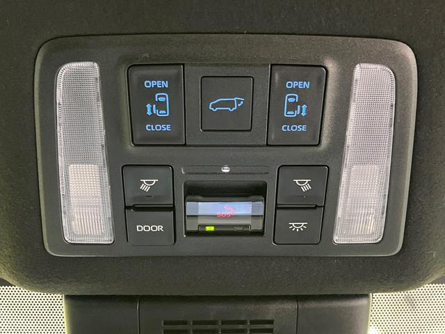 ヴォクシー ハイブリッドＳ－Ｚ　純正１０．５型ナビ　両側電動スライド　１３．２型有機ＥＬ後席モニター　快適利便ＰＫＧ　レーダークルーズ　三眼ＬＥＤライト　パワーバックドア　シートヒーター　ＣＤ／ＤＶＤ　フルセグ　ＥＴＣ２．０　禁煙車（6枚目）