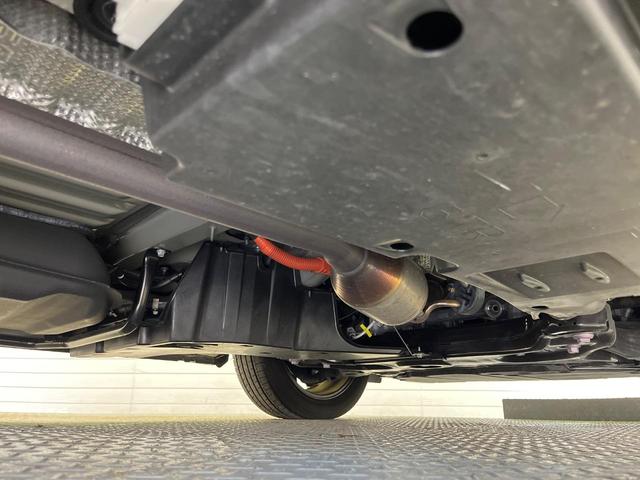 ヴォクシー ハイブリッドＳ－Ｚ　純正１０．５型ナビ　両側電動スライド　１３．２型有機ＥＬ後席モニター　快適利便ＰＫＧ　レーダークルーズ　三眼ＬＥＤライト　パワーバックドア　シートヒーター　ＣＤ／ＤＶＤ　フルセグ　ＥＴＣ２．０　禁煙車（24枚目）