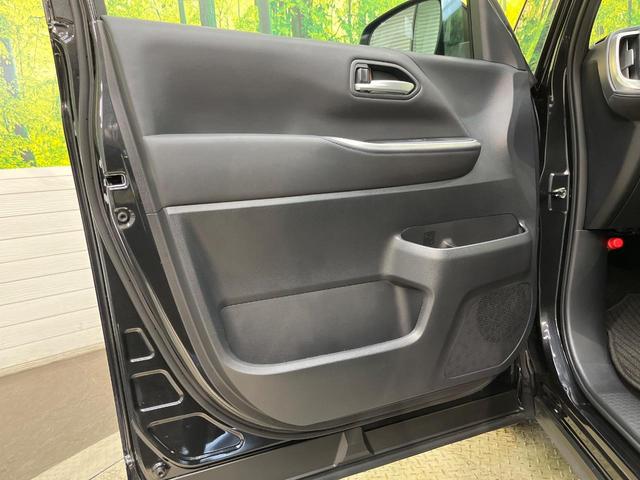 ヴォクシー ハイブリッドＳ－Ｚ　純正１０．５型ナビ　両側電動スライド　１３．２型有機ＥＬ後席モニター　快適利便ＰＫＧ　レーダークルーズ　三眼ＬＥＤライト　パワーバックドア　シートヒーター　ＣＤ／ＤＶＤ　フルセグ　ＥＴＣ２．０　禁煙車（33枚目）