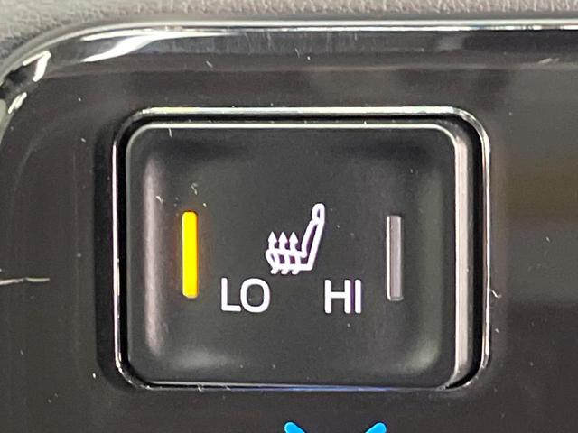 ヴォクシー ハイブリッドＳ－Ｚ　純正１０．５型ナビ　両側電動スライド　１３．２型有機ＥＬ後席モニター　快適利便ＰＫＧ　レーダークルーズ　三眼ＬＥＤライト　パワーバックドア　シートヒーター　ＣＤ／ＤＶＤ　フルセグ　ＥＴＣ２．０　禁煙車（57枚目）