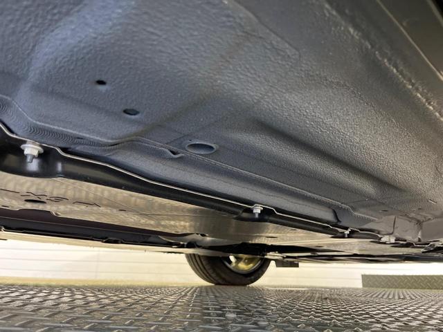 オーラ ニスモ　後期　９型コネクトナビ　全周囲カメラ　ＢＯＳＥサウンド　ブラックルーフ　衝突被害軽減システム　プロパイロット　禁煙車　シートヒーター　パワーシート　コーナーセンサー　スマートキー　ＬＥＤヘッド　ＥＴＣ（23枚目）