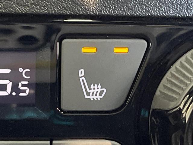 オーラ ニスモ　後期　９型コネクトナビ　全周囲カメラ　ＢＯＳＥサウンド　ブラックルーフ　衝突被害軽減システム　プロパイロット　禁煙車　シートヒーター　パワーシート　コーナーセンサー　スマートキー　ＬＥＤヘッド　ＥＴＣ（60枚目）