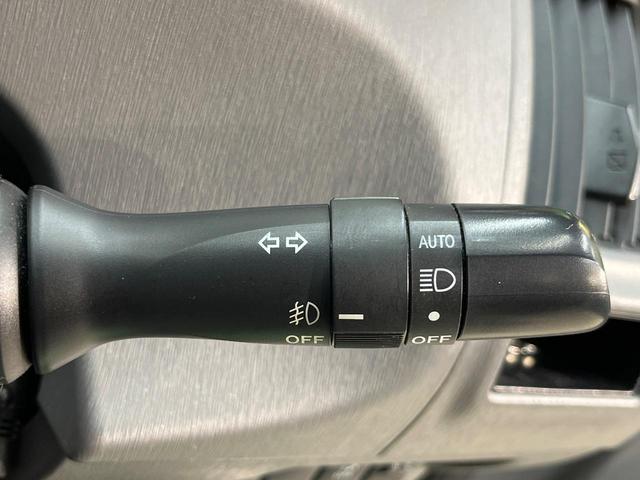 プリウスアルファ Ｓ　チューン　ブラック　ＳＤナビ　バックカメラ　オートライト　ＥＴＣ　スマートキー　ＬＥＤヘッドライト　禁煙車　Ｂｌｕｅｔｏｏｔｈ接続可　フルセグ　電動格納ミラー　ＣＤ　ＤＶＤ　純正１６インチアルミホイール（5枚目）