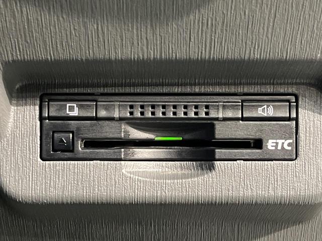 プリウスアルファ Ｓ　チューン　ブラック　ＳＤナビ　バックカメラ　オートライト　ＥＴＣ　スマートキー　ＬＥＤヘッドライト　禁煙車　Ｂｌｕｅｔｏｏｔｈ接続可　フルセグ　電動格納ミラー　ＣＤ　ＤＶＤ　純正１６インチアルミホイール（6枚目）