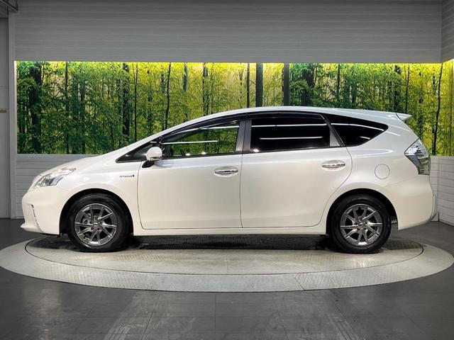 プリウスアルファ Ｓ　チューン　ブラック　ＳＤナビ　バックカメラ　オートライト　ＥＴＣ　スマートキー　ＬＥＤヘッドライト　禁煙車　Ｂｌｕｅｔｏｏｔｈ接続可　フルセグ　電動格納ミラー　ＣＤ　ＤＶＤ　純正１６インチアルミホイール（25枚目）