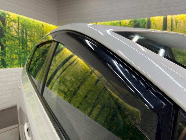 プリウスアルファ Ｓ　チューン　ブラック　ＳＤナビ　バックカメラ　オートライト　ＥＴＣ　スマートキー　ＬＥＤヘッドライト　禁煙車　Ｂｌｕｅｔｏｏｔｈ接続可　フルセグ　電動格納ミラー　ＣＤ　ＤＶＤ　純正１６インチアルミホイール（29枚目）