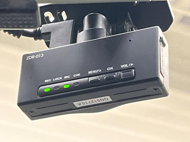 プリウスアルファ Ｓ　チューン　ブラック　ＳＤナビ　バックカメラ　オートライト　ＥＴＣ　スマートキー　ＬＥＤヘッドライト　禁煙車　Ｂｌｕｅｔｏｏｔｈ接続可　フルセグ　電動格納ミラー　ＣＤ　ＤＶＤ　純正１６インチアルミホイール（48枚目）